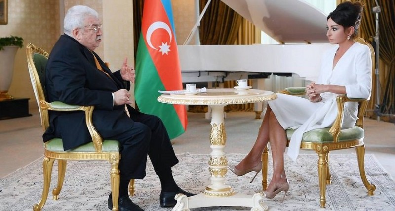 mikhail-gusman-pozdravil-mekhriban-alievu-s-dnem-rozhdeniya