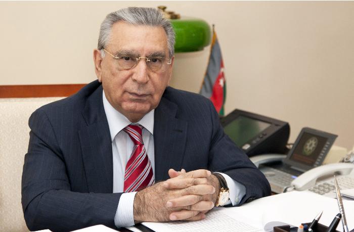 ramiza-mekhtieva-zamenit-odin-iz-etikh-lyudey-polnyy-spisok