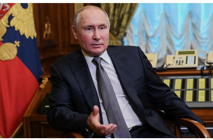putin-po-krayney-mere-odin-kadrovyy-sotrudnik-amerikanskoy-razvedki-byl-sredi-sovetnikov-pravitelstva-rossii