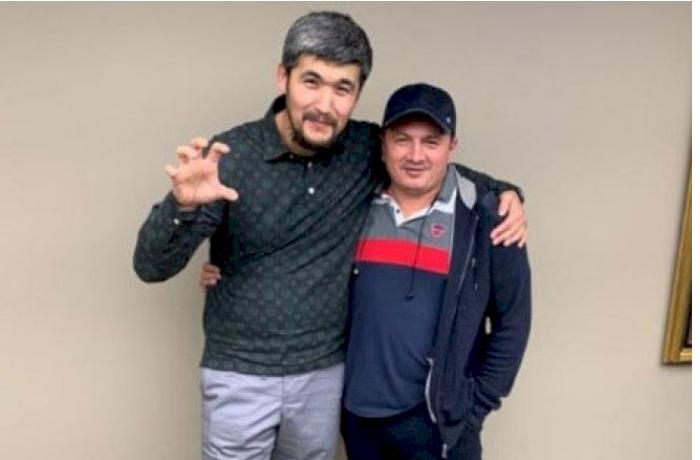 coratnik-lotu-guli-kriminalnyy-avtoritet-arman-dikiy-na-ulitsakh-almaty-video