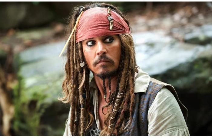 dzhonni-depp-snimetsya-v-piratakh-karibskogo-morya-6
