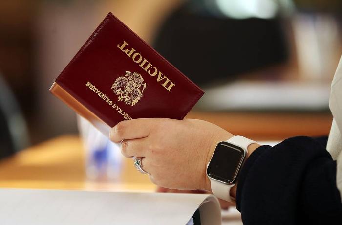 v-melitopole-i-khersone-vydali-pervye-rossiyskie-pasporta