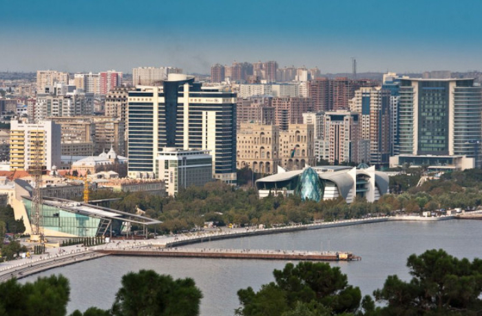 karabakh-otstraivaetsya-a-zhilyo-dorozhaet-v-baku