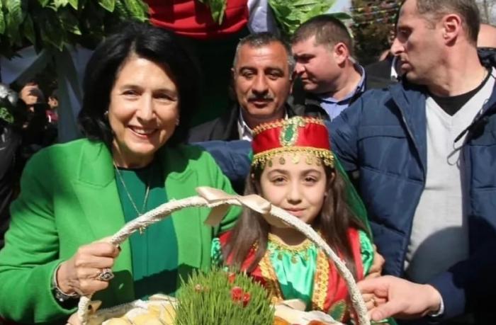 prezident-gruzii-pozdravila-azerbaydzhantsev-s-novruz-bayramy