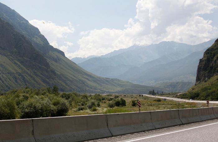 azerbaydzhan-i-rossiya-otkroyut-granitsy