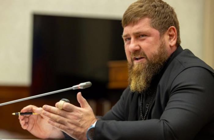kadyrov-predlozhil-obyavit-voennoe-polozhenie-v-rossii-posle-ataki-bespilotnikov