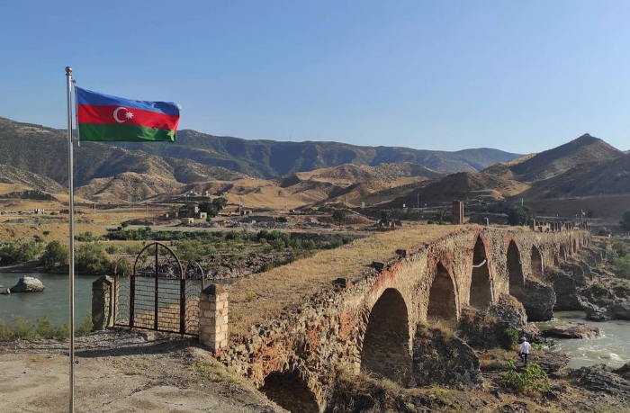 za-osvobozhdenie-yuzhnogo-azerbaydzhana-budet-li-sozdan-yedinyy-front