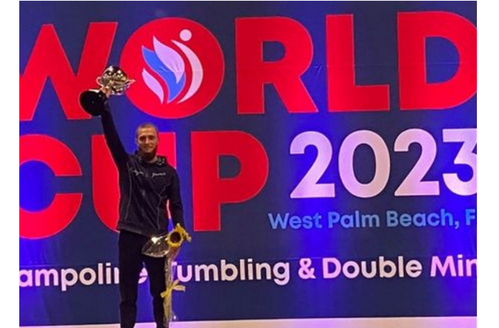 gimnast-iz-azerbaydzhana-nagrazhden-kubkom-fig