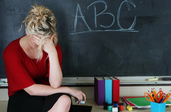 neobrazovannye-uchitelya-bich-nashego-vremeni