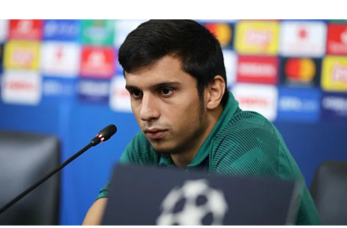 magomed-shapi-suleymanov-zabil-gol-v-pobednom-matche-arisa