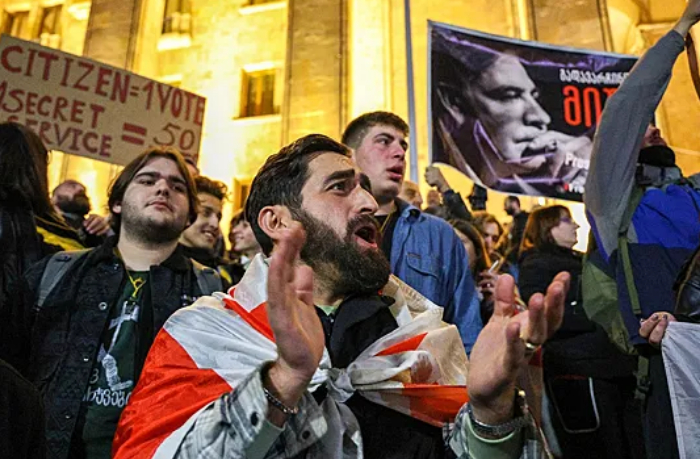 gruzinskaya-oppozitsiya-sozvala-miting-dlya-izgnaniya-rossii