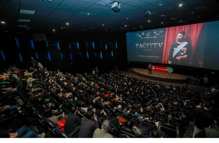 v-kinoteatre-cinemastercard-proshla-prezentatsiya-filma-tagiev-neft