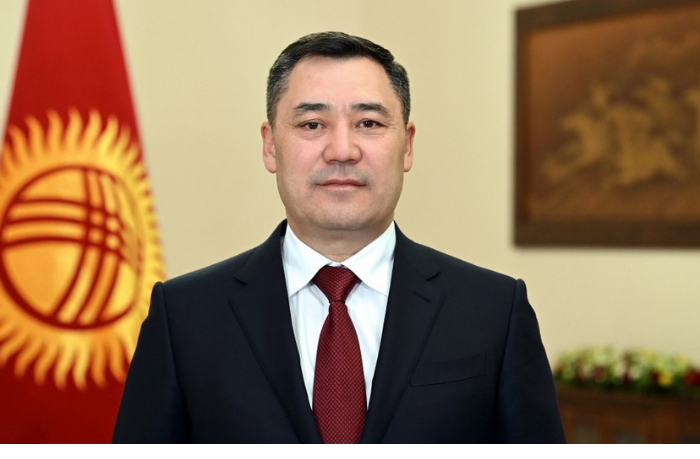 prezident-kyrgyzstana-pribyl-v-fizulinskiy-rayon