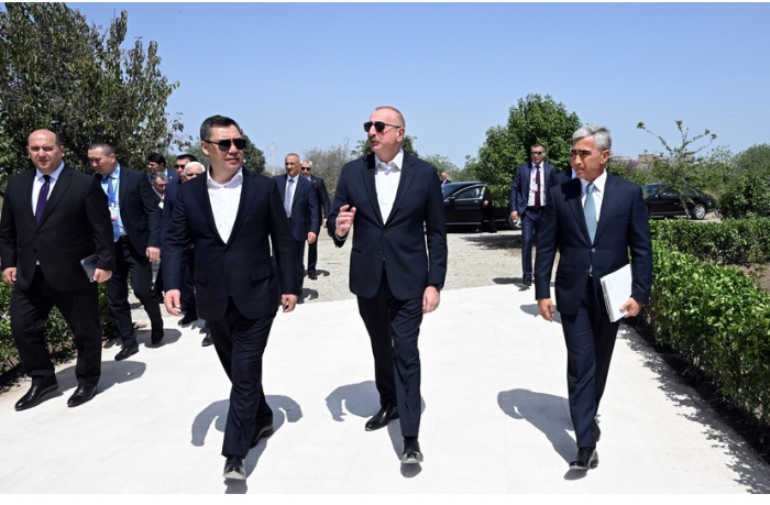 prezidenty-azerbaydzhana-i-kyrgyzstana-zalozhili-fundament-shkoly-sela-khydyrly