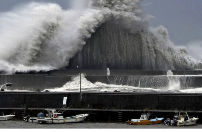v-kitae-obyavili-naivysshiy-uroven-opasnosti-v-svyazi-s-tsunami