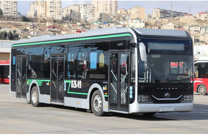 v-azerbaydzhane-3-tys-avtobusov-budut-zameneny-elektrobusami