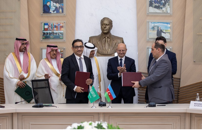 azerbaydzhan-i-saudovskaya-araviya-podpisali-dokumenty-ob-energeticheskom-partnerstve