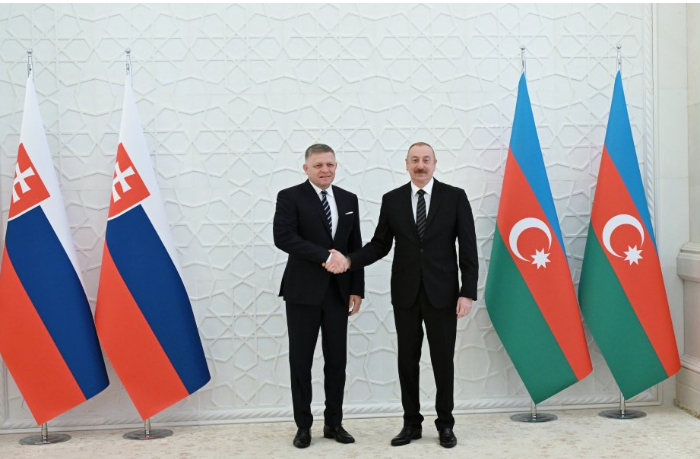 nachalas-vstrecha-prezidenta-azerbaydzhana-s-premer-ministrom-slovakii-odin-na-odin
