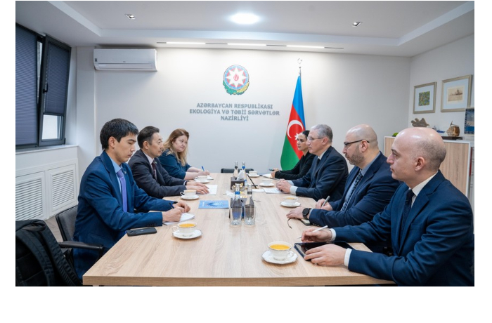 ministr-ekologii-azerbaydzhana-vstretilsya-s-gensekom-svmda