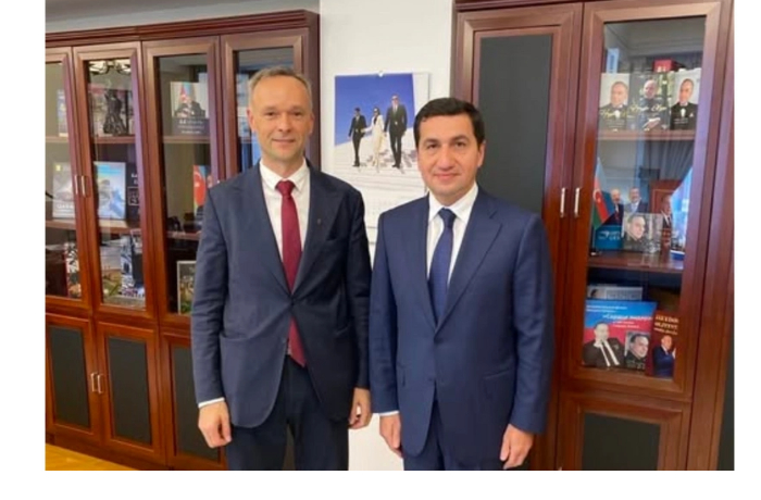 khikmet-gadzhiev-obsudil-dvustoronnee-sotrudnichestvo-s-poslom-litvy-v-baku