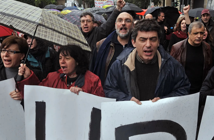 greki-protestuyut-protiv-13-chasovoy-rabochey-nedeli