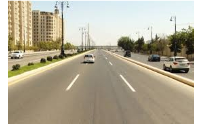 v-baku-ogranichat-dvizhenie-transporta-na-uchastke-prospekta-neftyanikov