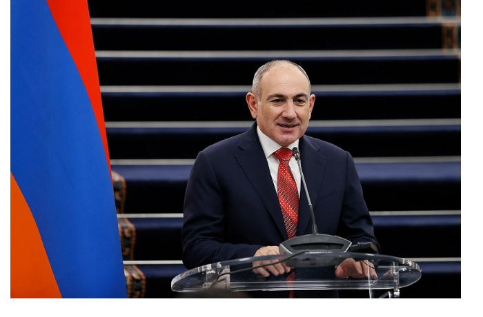 pashinyan-nazval-pozitivnym-shagom-reshenie-ilkhama-alieva-o-tranzite-gruzov-v-armeniyu
