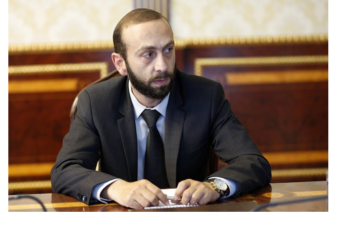 mirzoyan-armeniya-i-azerbaydzhan-prilagayut-usiliya-dlya-polnotsennogo-vosstanovleniya-otnosheniy