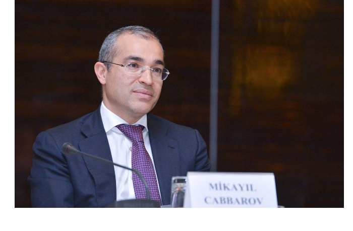 ministr-ekonomiki-pochtil-pamyat-geroya-otechestvennoy-voyny-asefa-nasibova