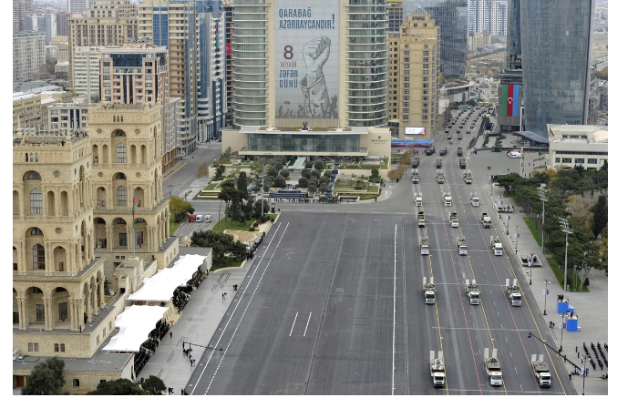 deyatelnost-podzemnoy-parkovki-na-ploshchadi-azadlyg-budet-priostanovlena