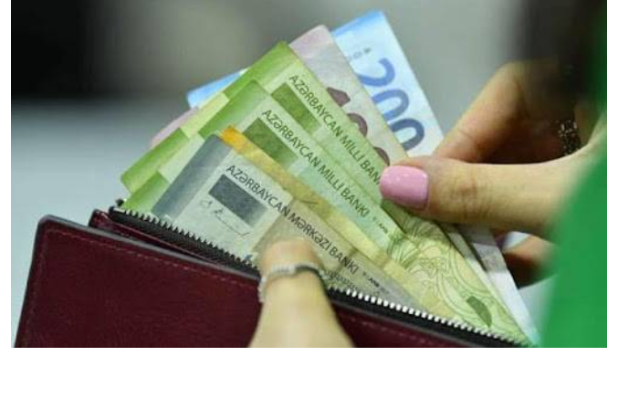 mvf-ekonomika-azerbaydzhana-v-srednesrochnyy-period-budet-rasti-na-25-v-god