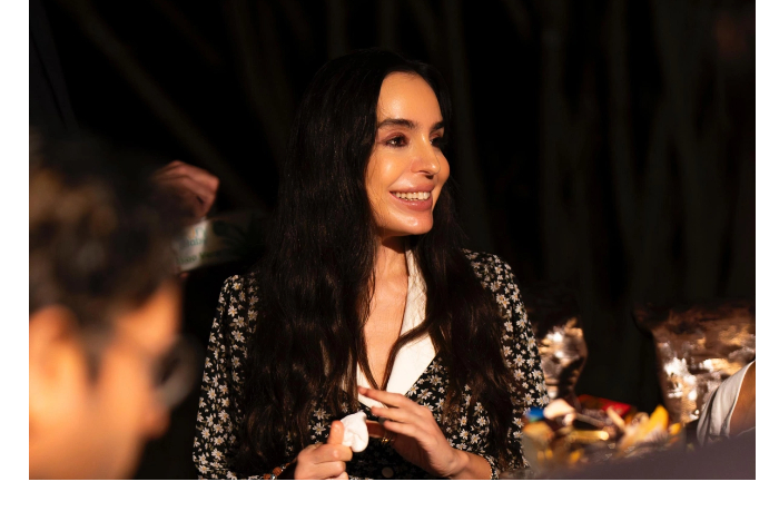 leyla-alieva-vstretilas-s-uchastnikom-proekta-molodoy-pchelovod-v-gabale