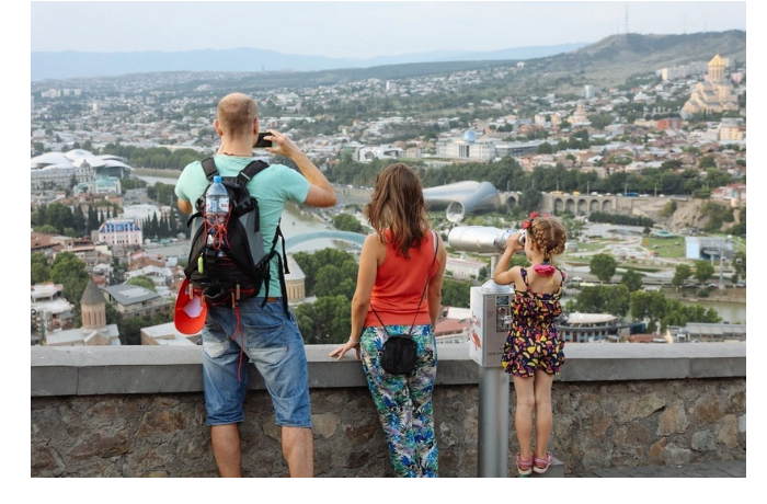 gruziyu-v-tretem-kvartale-chashche-vsego-poseshchali-grazhdane-rossii-i-turtsii