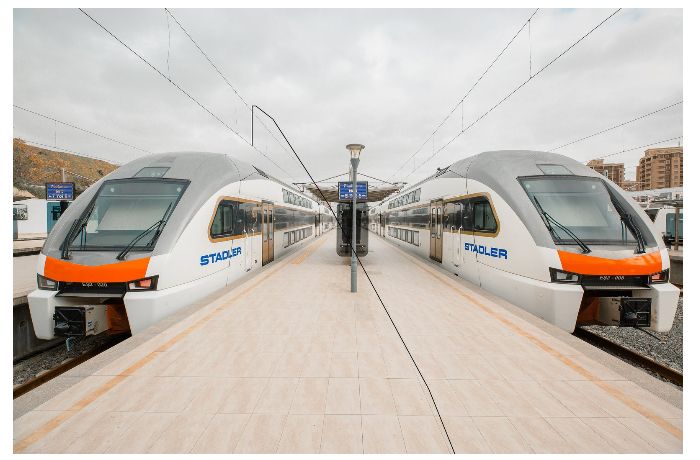 roditeli-studentov-trebuyut-peresmotra-grafika-dvizheniya-poezdov-sumgayyt-baku