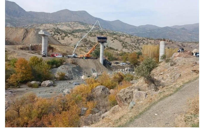 v-turtsii-obrushilsya-most-tri-cheloveka-pogibli