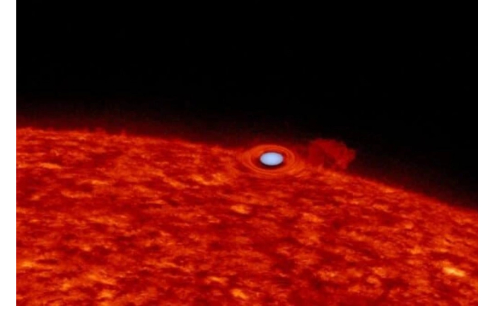 nasa-obnaruzhilo-perevernutuyu-planetu