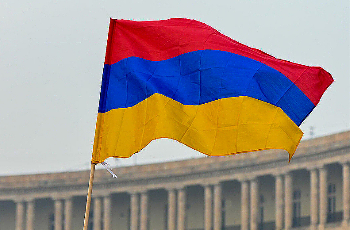 armyanskiy-ministr-zayavil-o-neobkhodimosti-mira-s-azerbaydzhanom