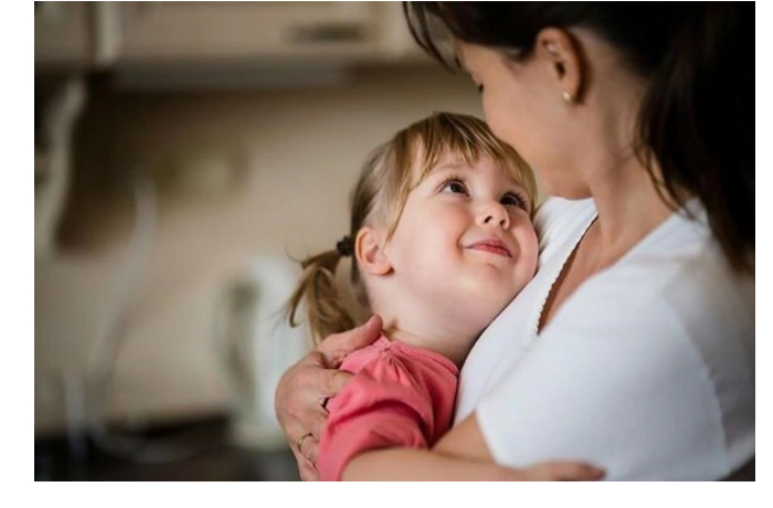 v-azerbaydzhane-v-2025-godu-12-ne-sostoyashchikh-v-brake-grazhdan-usynovili-detey