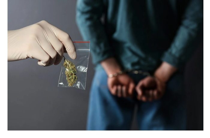 v-azerbaydzhane-za-10-mesyatsev-84-inostrantsa-privlecheny-k-ugolovnoy-otvetstvennosti-za-narkotiki