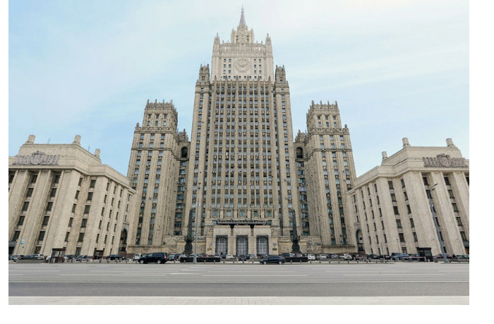 rossiya-vyrazila-sozhalenie-iz-za-povrezhdeniya-posolstva-azerbaydzhana-v-kieve