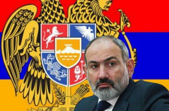 pashinyan-menyaet-konstitutsiyu-ne-tolko-po-trebovaniyu-azerbaydzhana