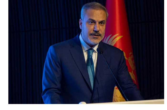 glava-mid-turtsii-obsudit-v-berline-situatsiyu-v-ukraine-i-sektore-gaza