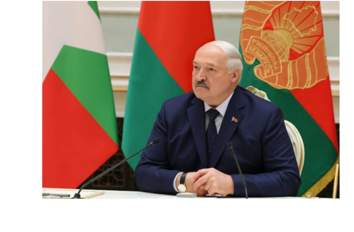 lukashenko-otpravilsya-s-vizitom-v-myanmu