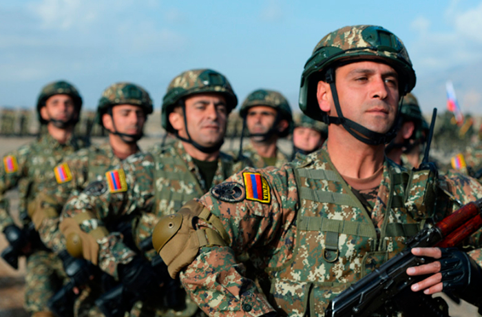 v-armyanskoy-armii-nachalas-chistka