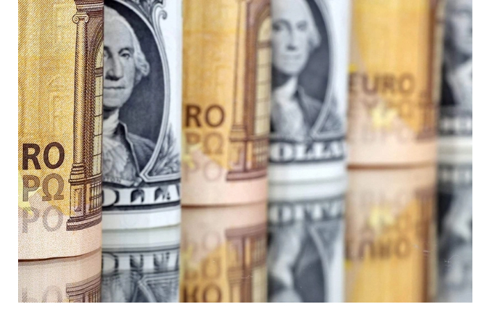 kurs-yevro-snizilsya-k-dollaru-pered-vykhodom-dannykh-po-bezrabotitse-v-germanii