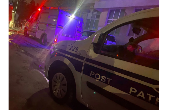 v-baku-gorit-mnogoetazhnoe-zdanie-na-mesto-privlecheny-sily-mchs-i-mvd