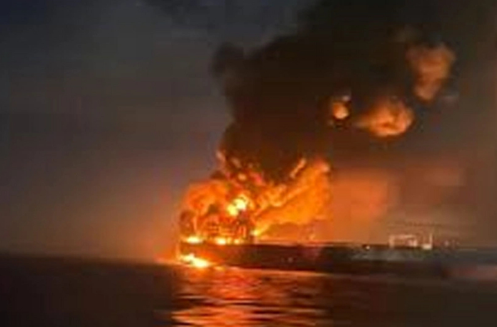 ministr-uraloglu-podtverdil-povtornuyu-ataku-na-tanker-virat-obnovleno