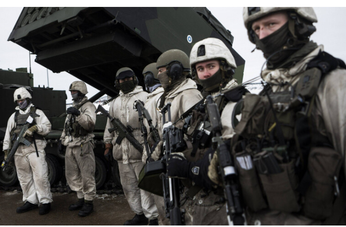 finlyandiya-i-velikobritaniya-nachali-ucheniya-u-granitsy-s-rossiey