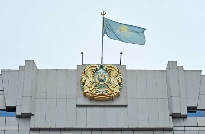 mid-kazakhstana-vyrazil-protest-v-svyazi-s-napadeniem-na-ktk