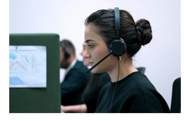 v-bakinskom-metro-nachal-deystvovat-novyy-kontaktnyy-tsentr